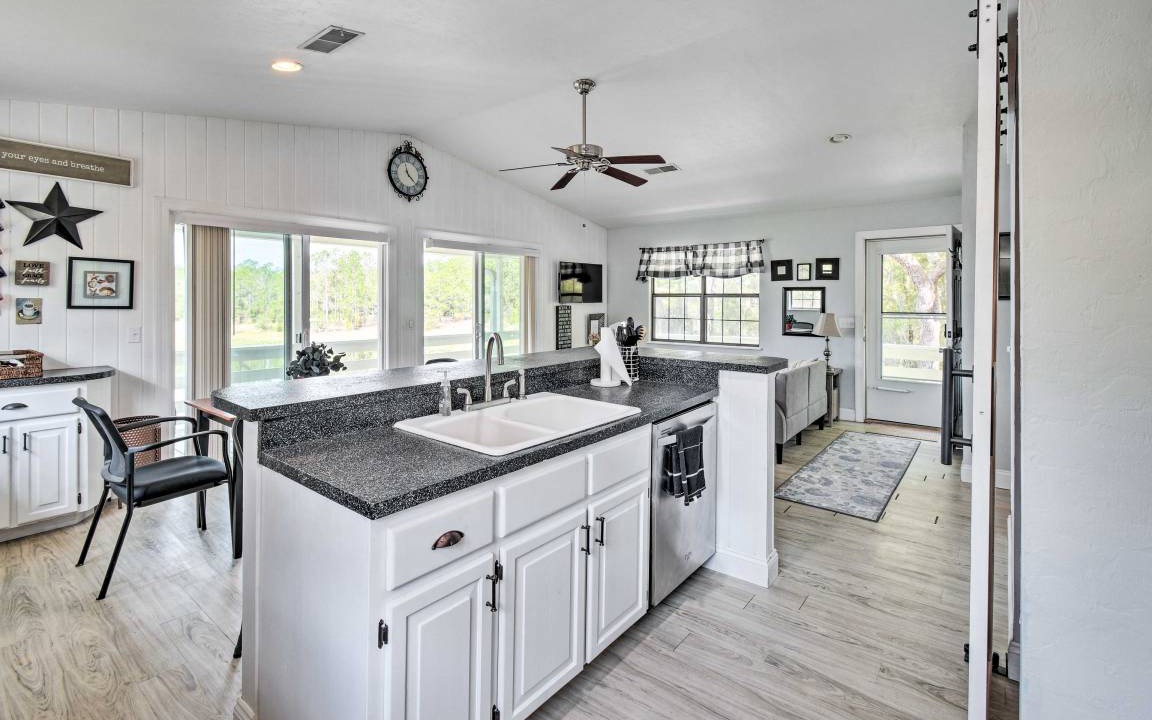 Photo of Kitchen in Edgar