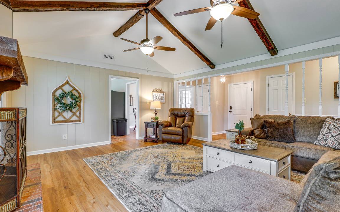 Photo of Livingroom in Decatur