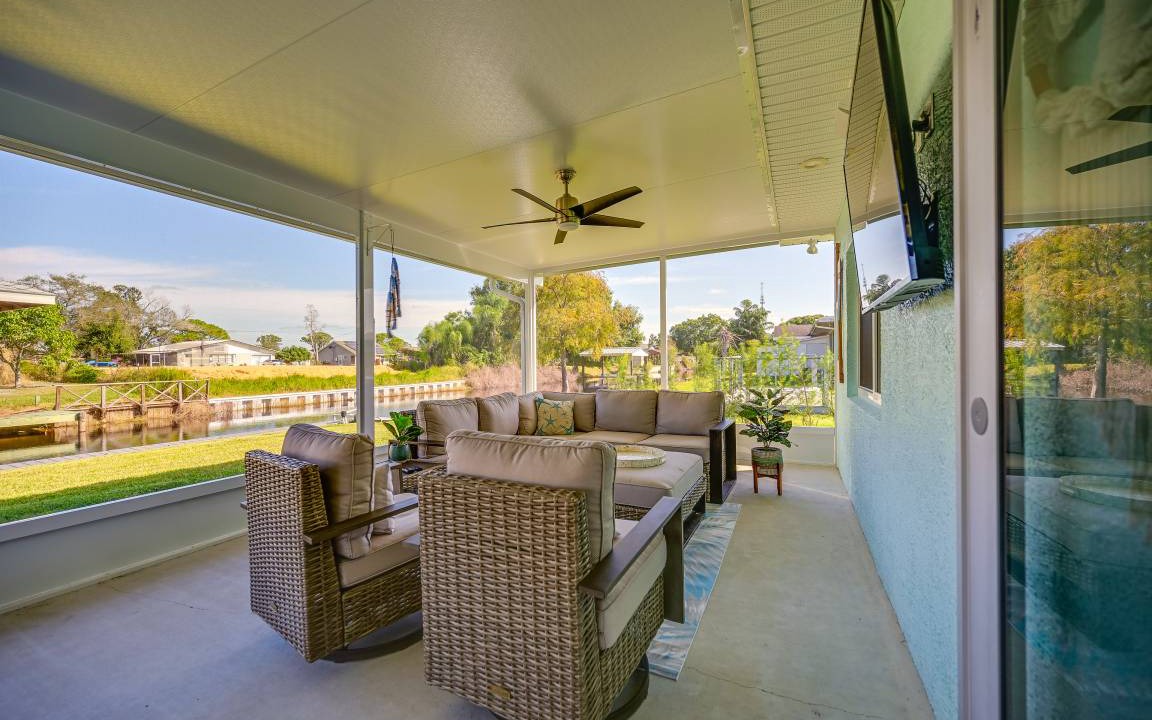 Photo of Patio Balcony in Sebring