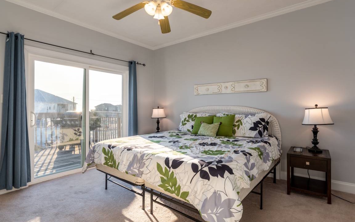 Photo of Bedroom in Dauphin Island