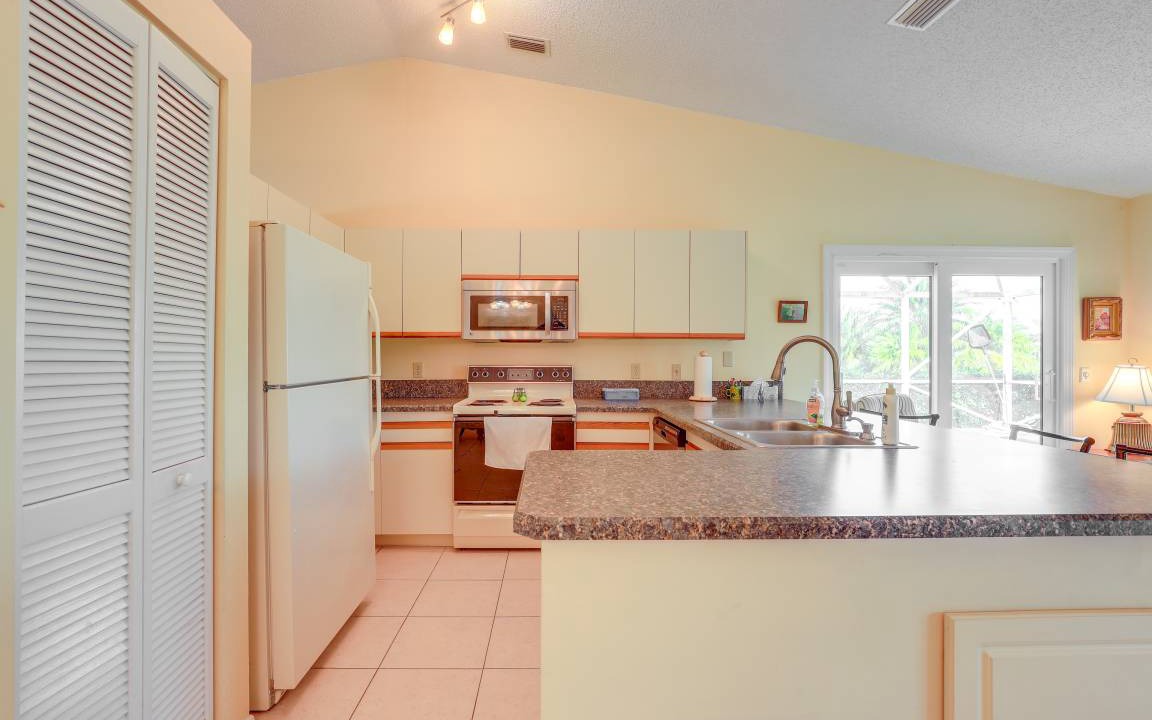 Photo of Kitchen in Port Saint Lucie