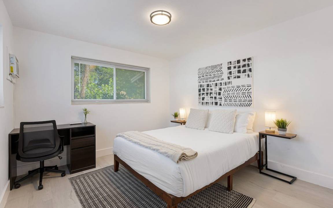 Photo of Bedroom in Lake Ridge