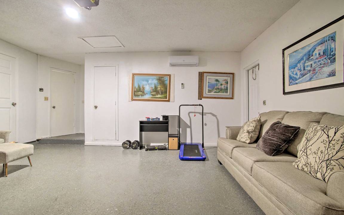 Photo of Others in Lauderhill