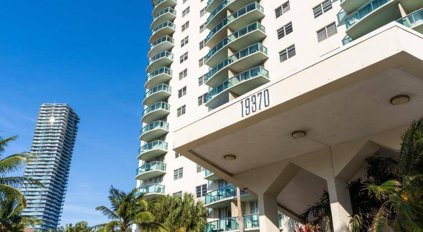 Photo of Others in Sunny Isles Beach
