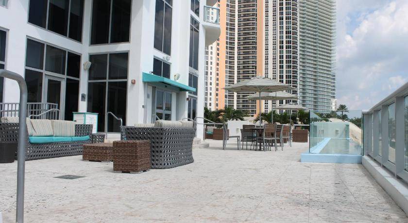 Photo of Others in Sunny Isles Beach