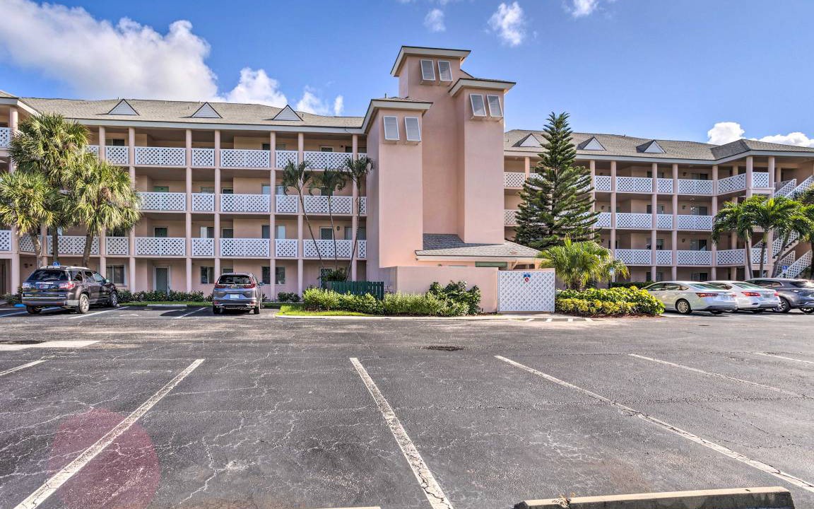 Photo of Buildings in Jupiter