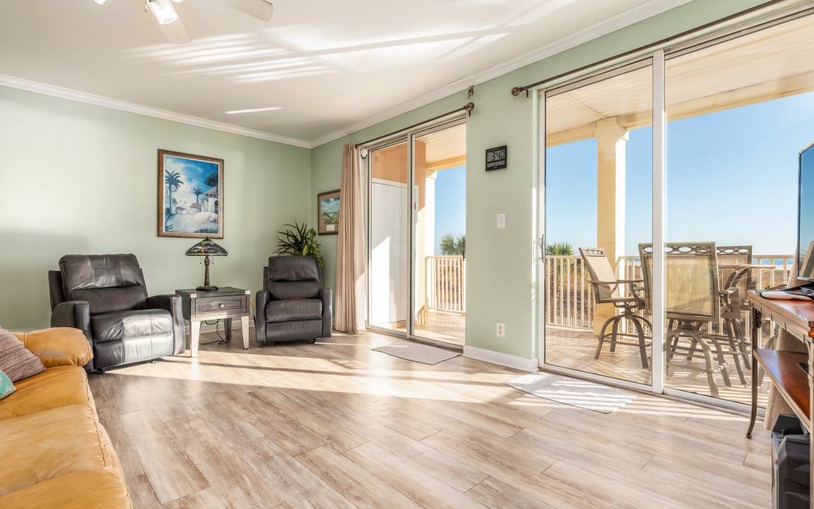 Photo of Livingroom in Dauphin Island