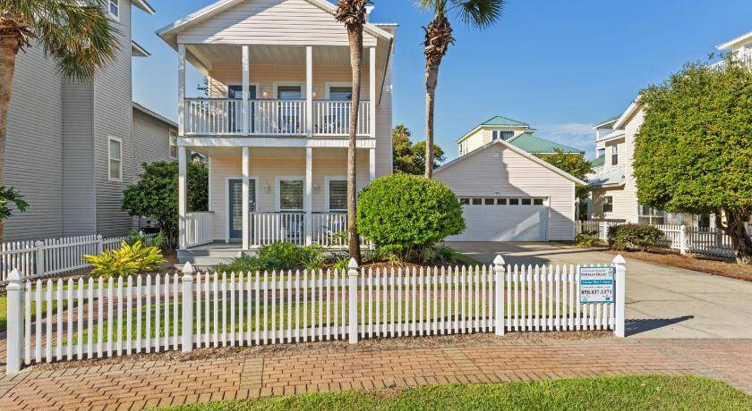 Photo of Others in Crystal Shores