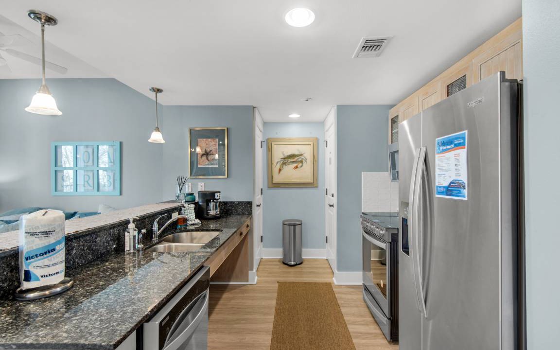 Photo of Kitchen in Baytowne Wharf