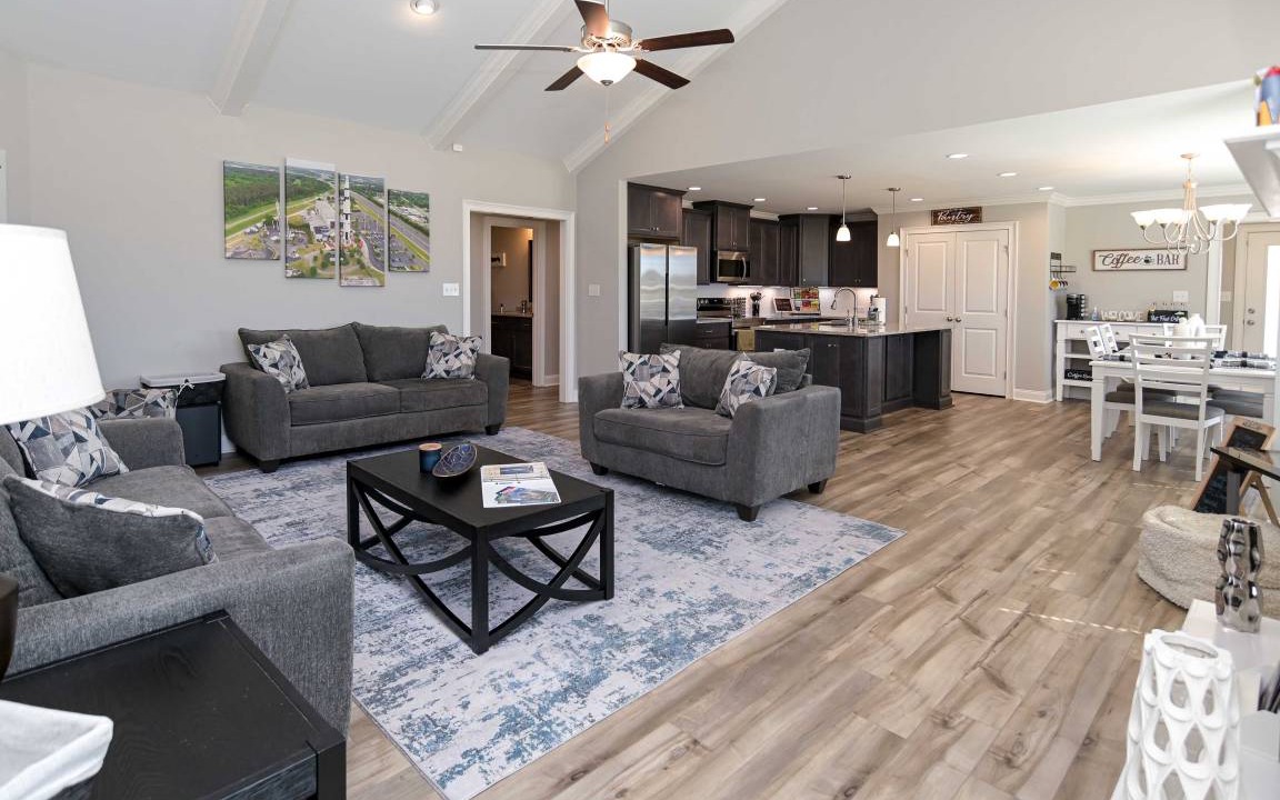 Photo of Livingroom in Hazel Green