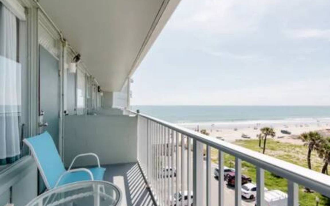 Photo of Patio Balcony in East Daytona