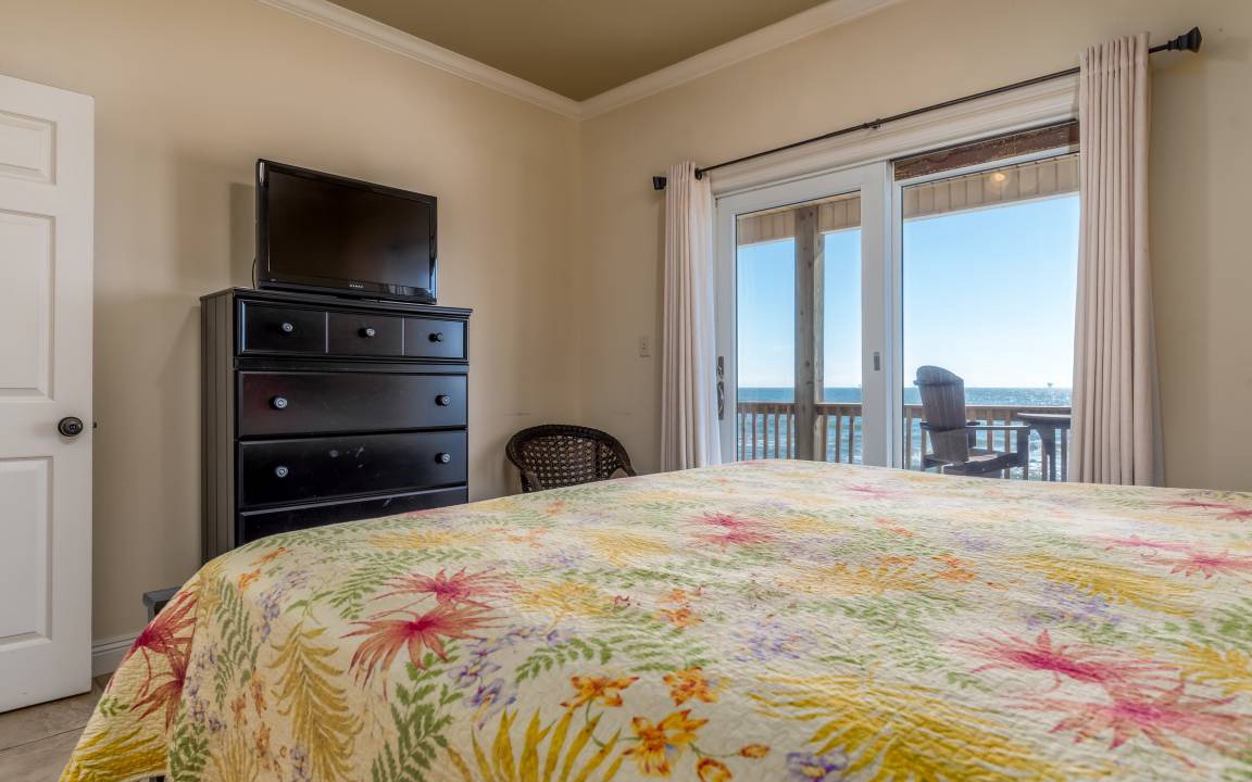 Photo of Bedroom in Dauphin Island