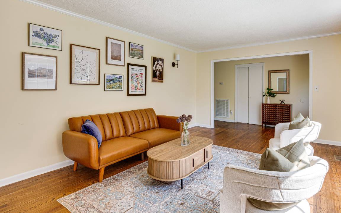 Photo of Livingroom in Huntsville