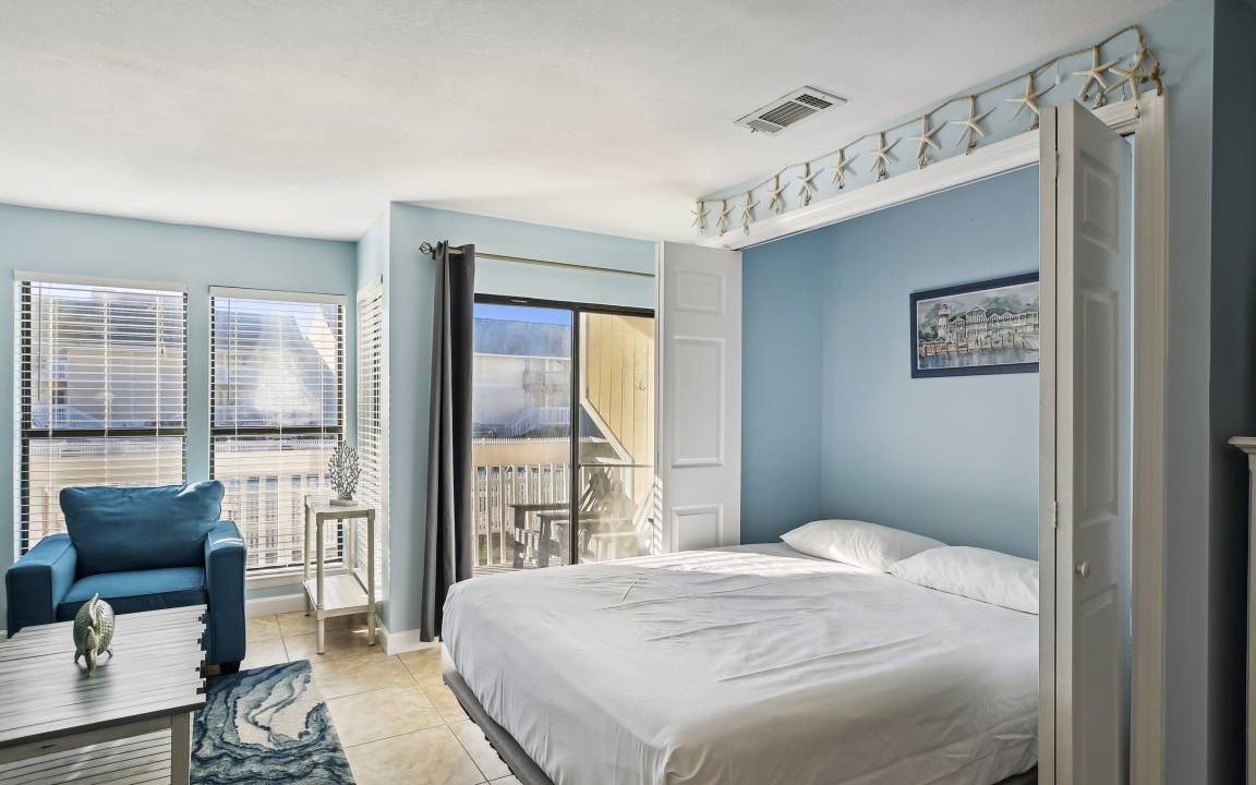 Photo of Bedroom in Holiday Isle