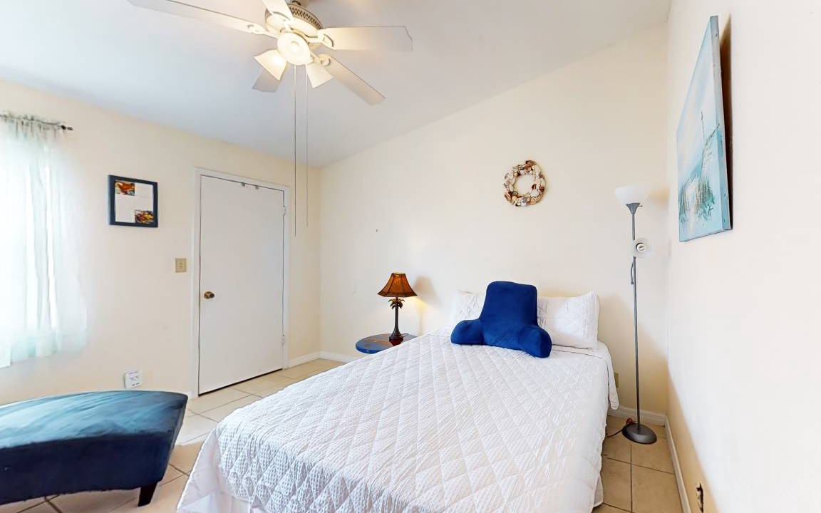 Photo of Bedroom in Ocean Side Village