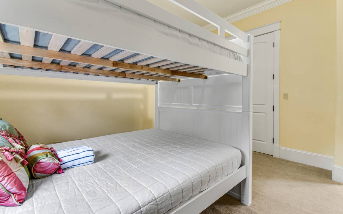 Photo of Bedroom in Emerald Waters Village