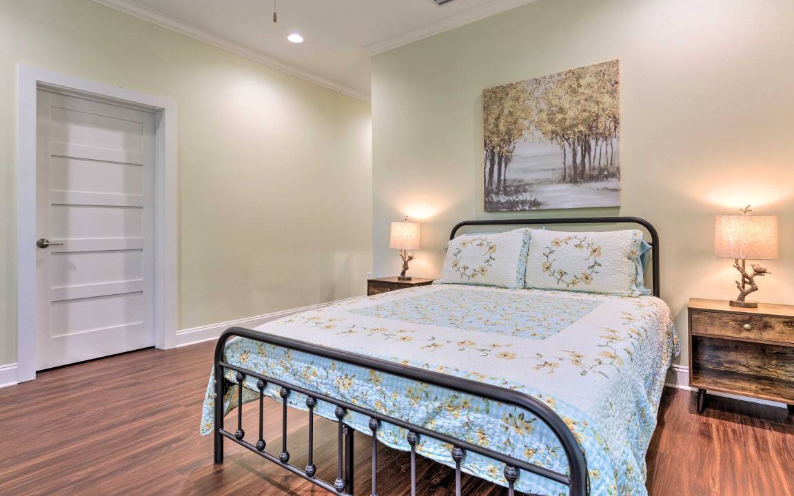 Photo of Bedroom in Washington Square