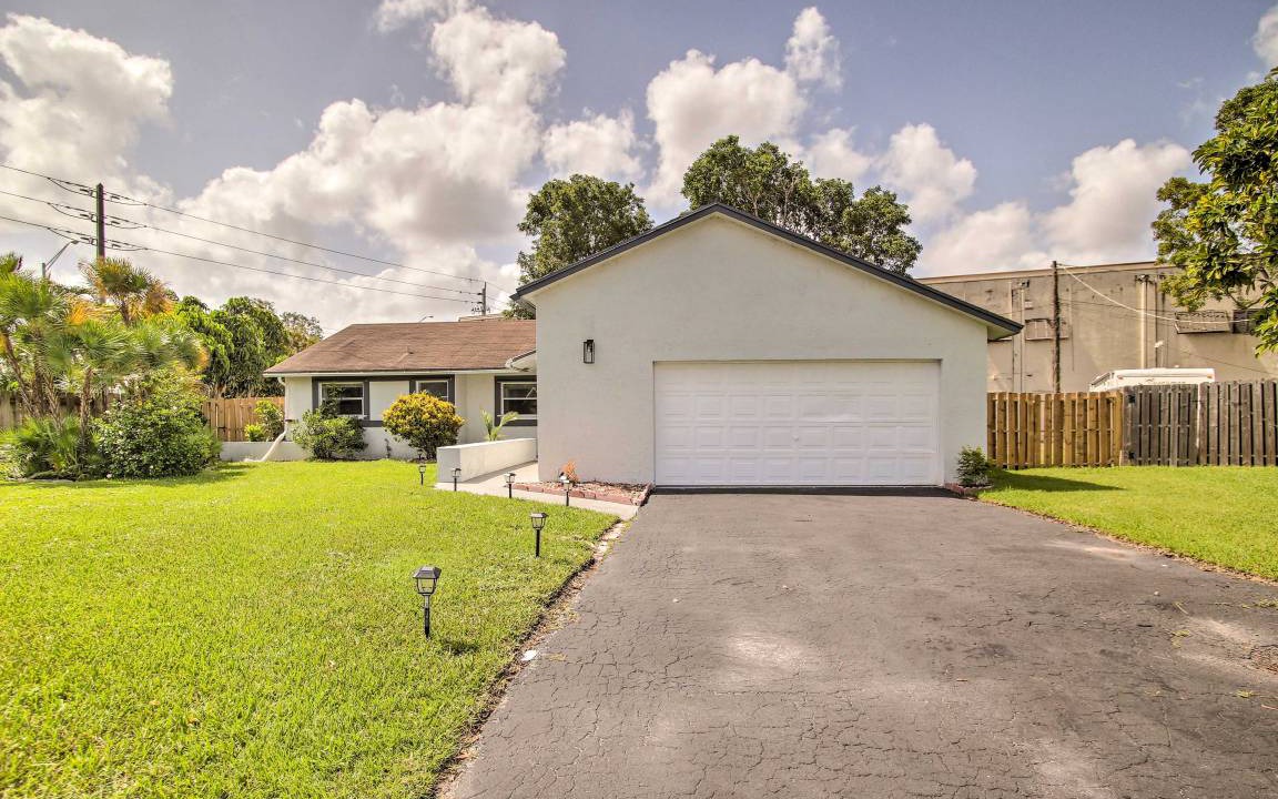 Photo of Others in Lauderhill
