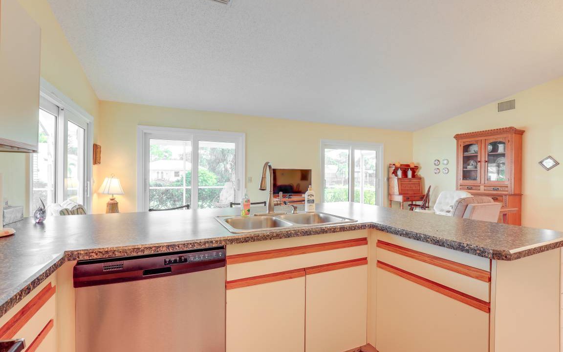 Photo of Kitchen in Port Saint Lucie