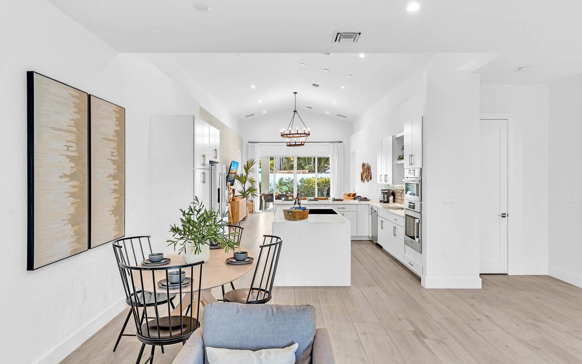 Photo of Livingroom in Poinsettia Heights
