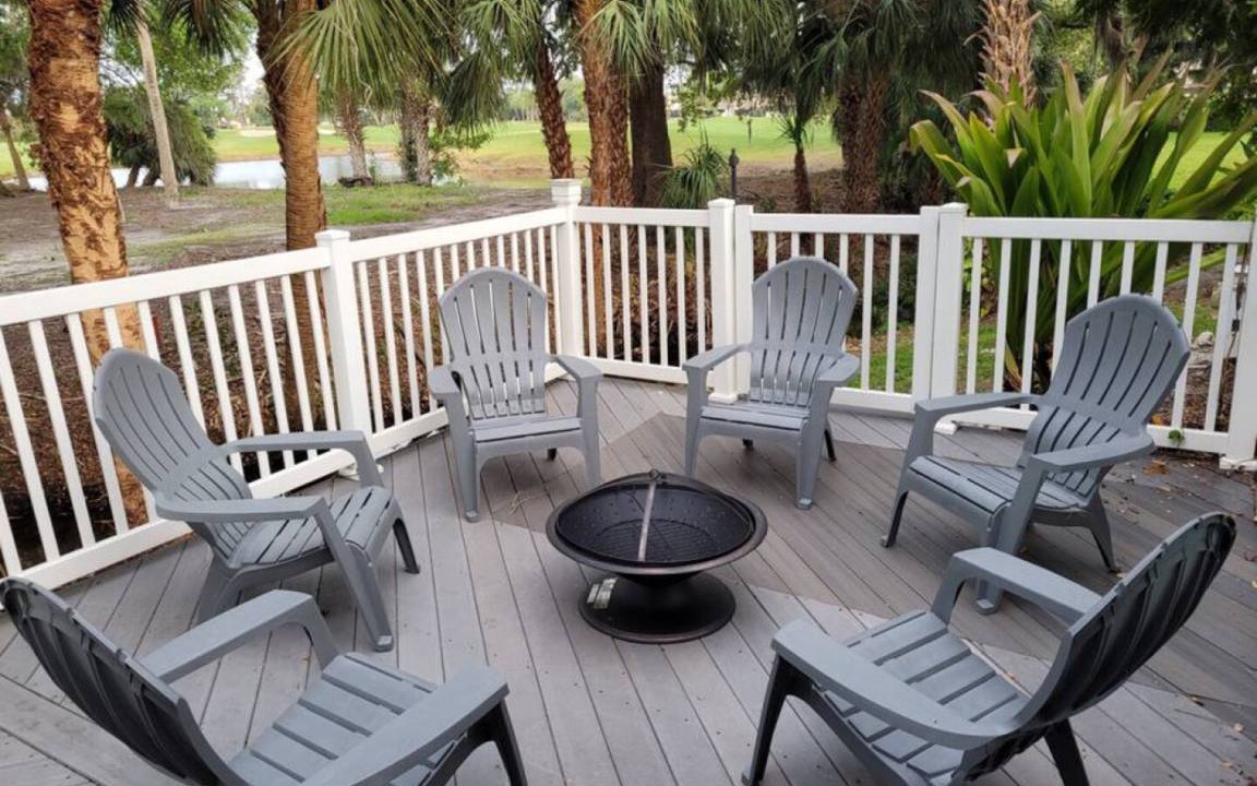 Photo of Patio Balcony in Trailer Estates