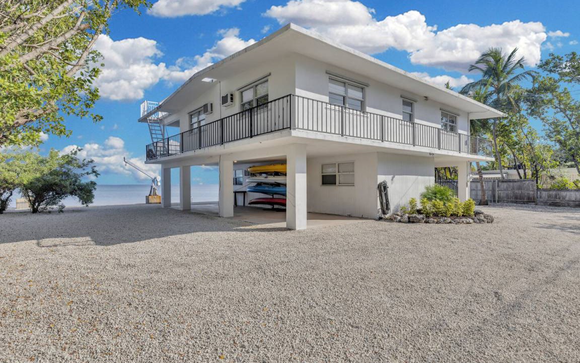 Photo of Buildings in Islamorada