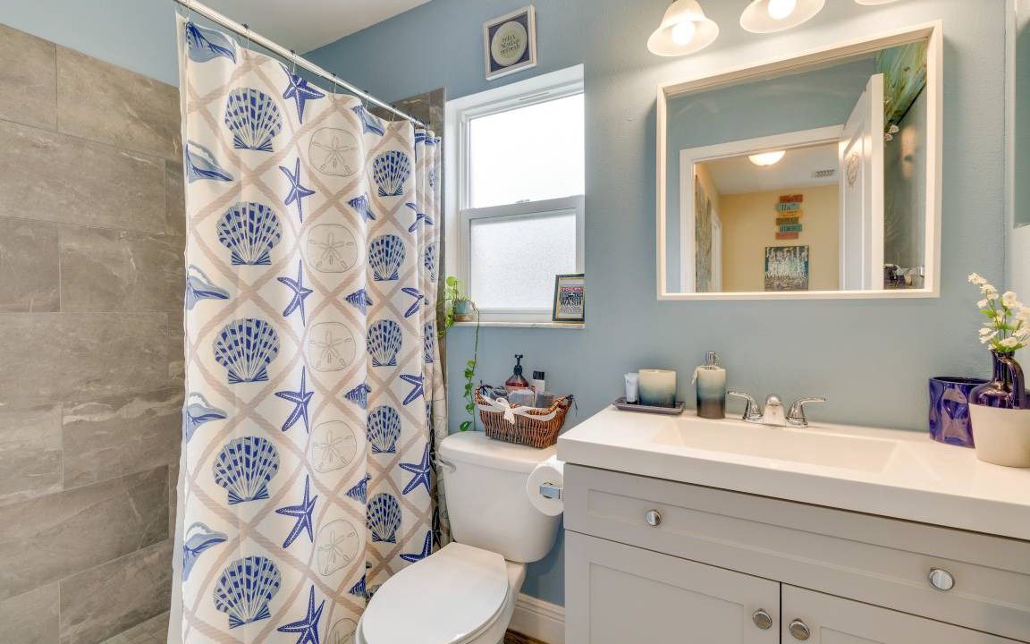 Photo of Bathroom in Fairvilla