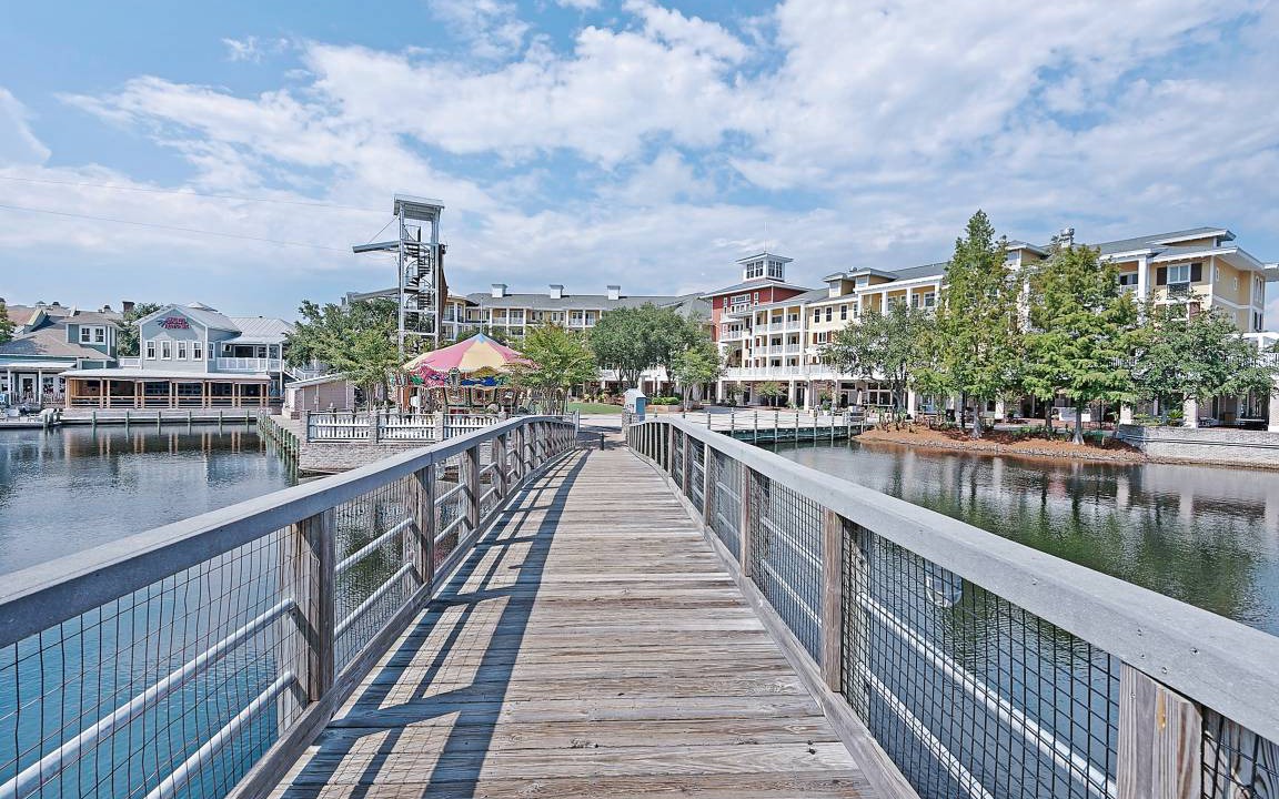 Photo of Others in Baytowne Wharf
