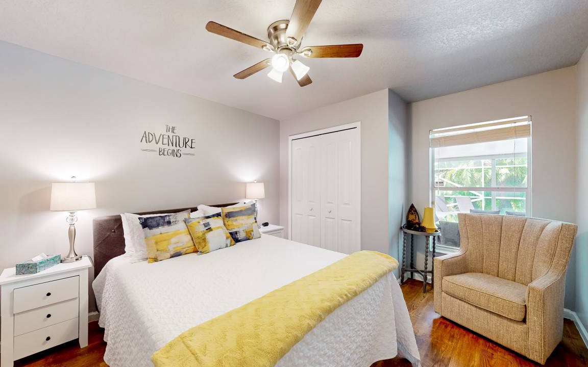 Photo of Bedroom in Lakewood Park
