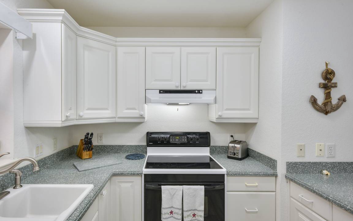Photo of Kitchen in Nettles Island