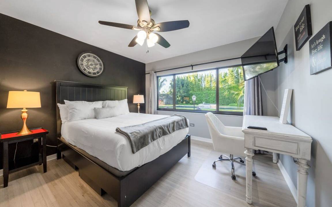 Photo of Bedroom in Homestead