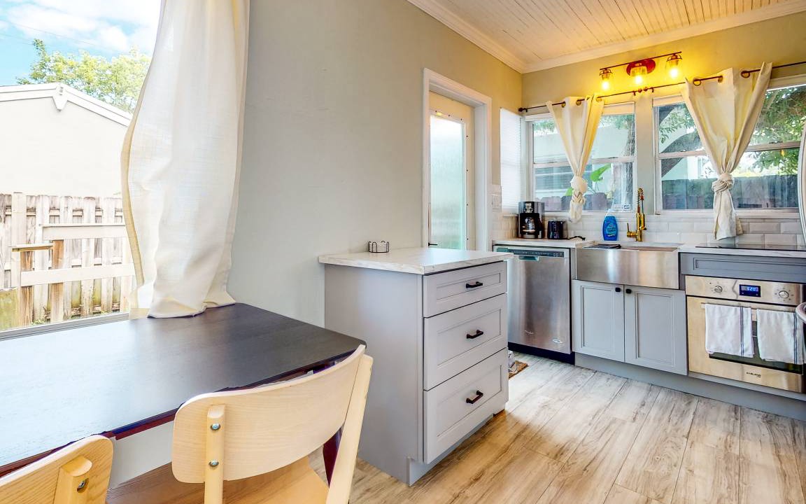 Photo of Kitchen in Sailboat Bend