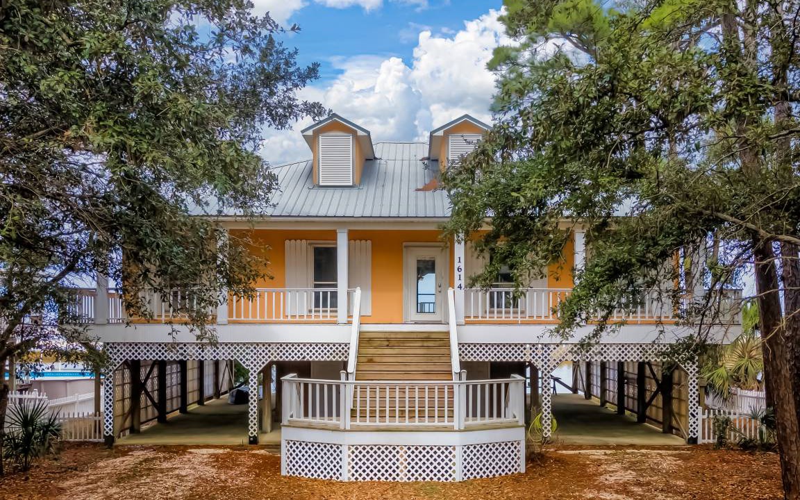 Photo of Buildings in Dauphin Island