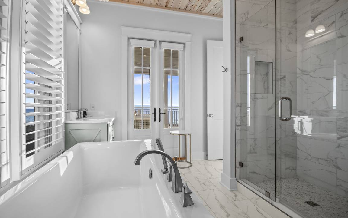Photo of Bathroom in Seaside