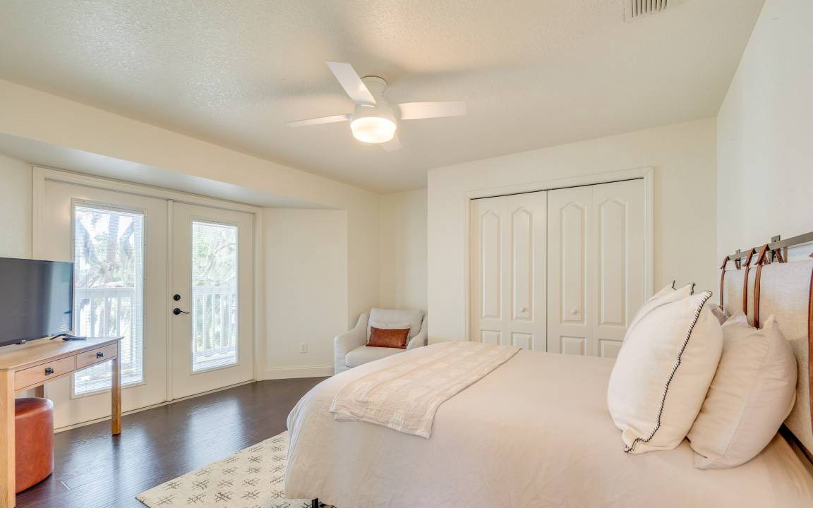 Photo of Bedroom in Candler