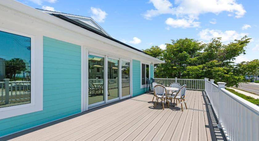 Photo of Patio Balcony in Laguna Shores