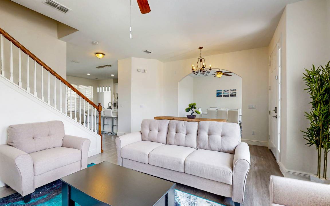 Photo of Livingroom in Trafalgar Village