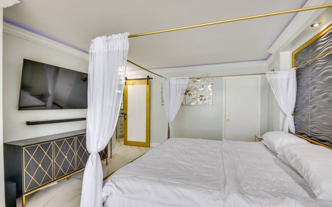 Photo of Bedroom in Bostwick Park