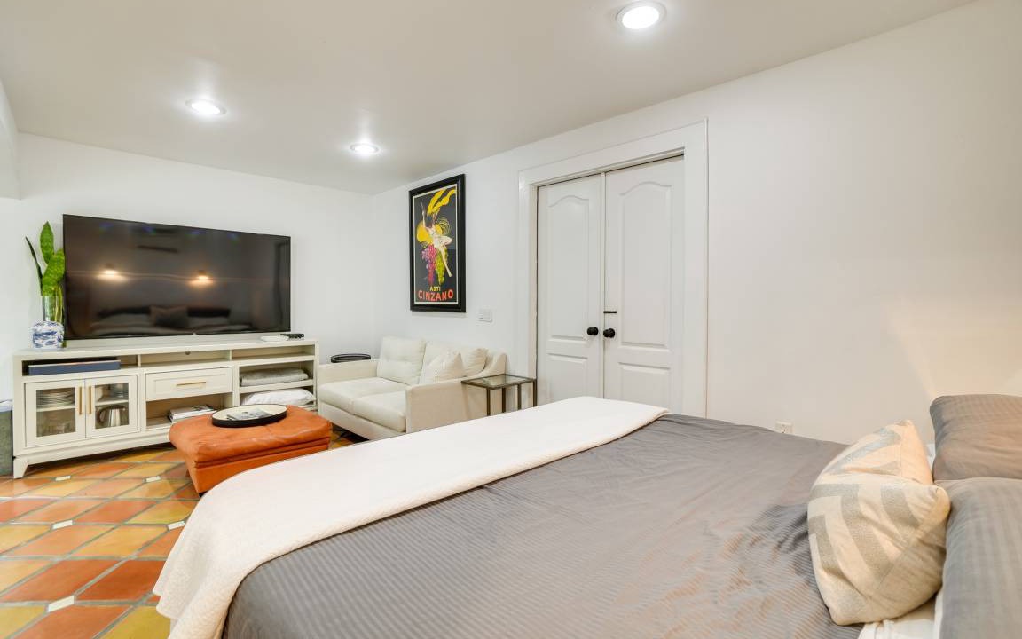 Photo of Bedroom in Beach Park