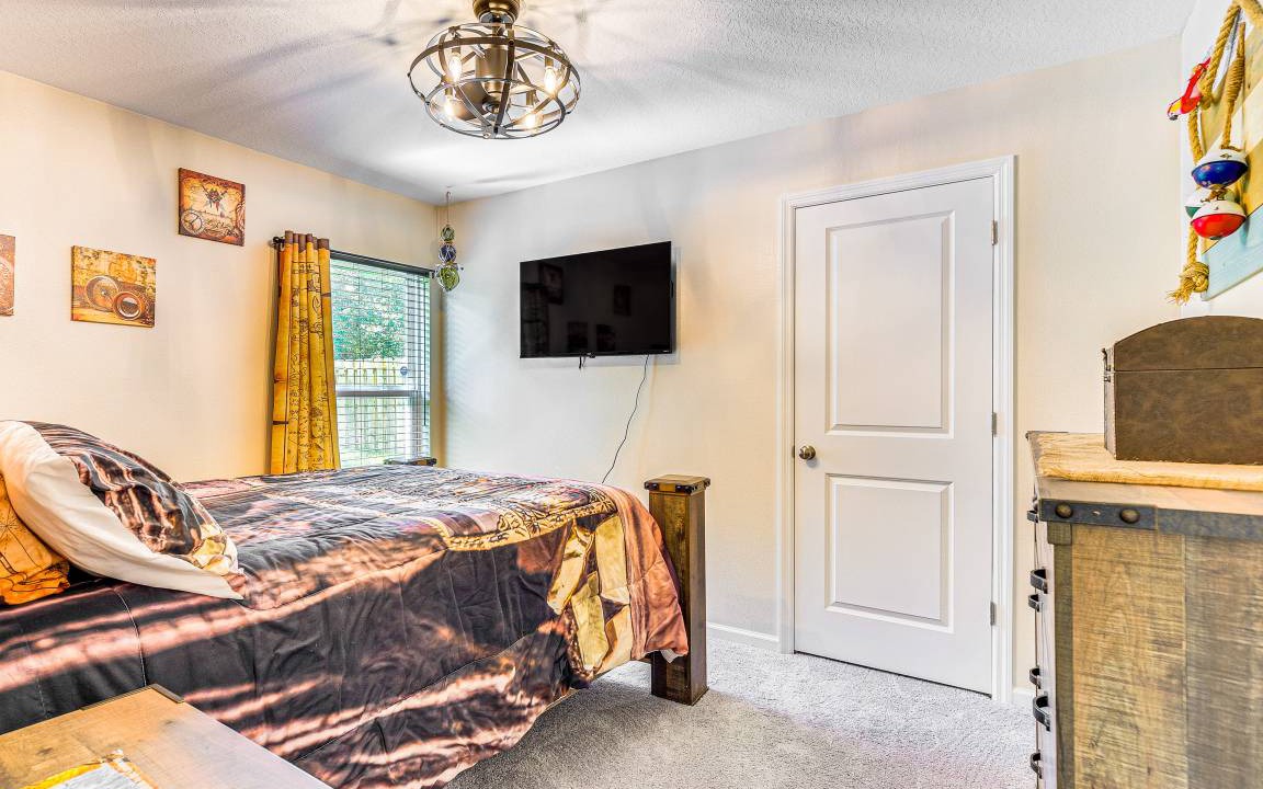 Photo of Bedroom in Pine Ridge