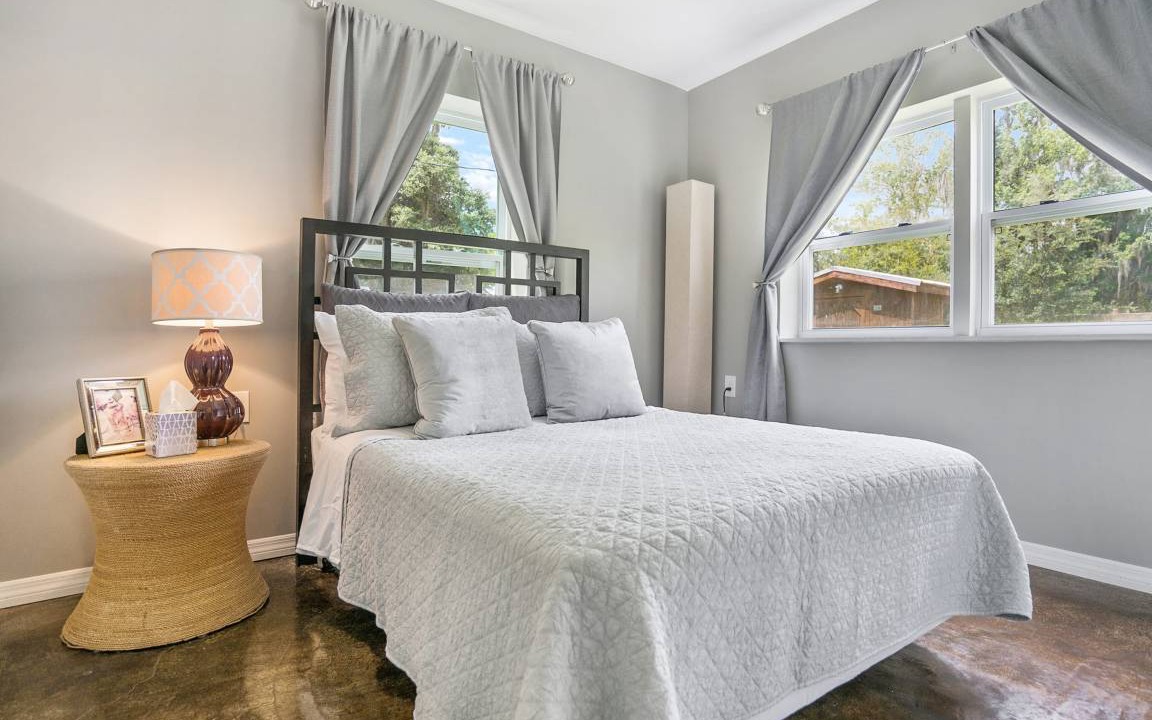 Photo of Bedroom in Palatka