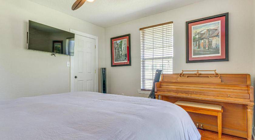 Photo of Bedroom in East Hill
