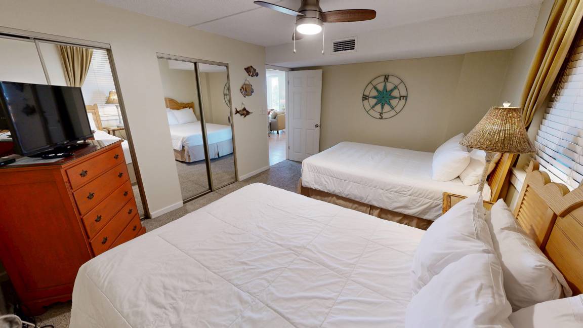 Photo of Bedroom in Holiday Isle