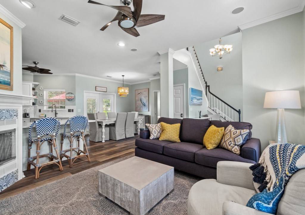 Photo of Others in Avalon Beach Estates