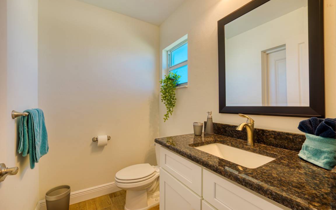 Photo of Bathroom in Trafalgar