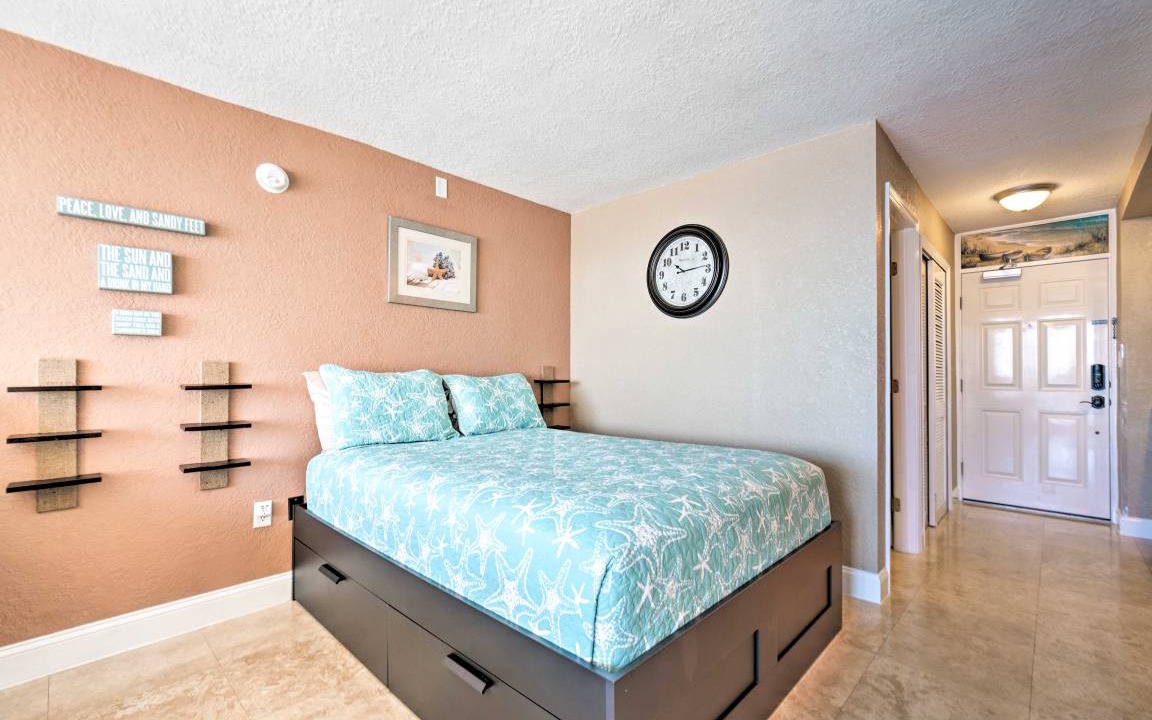 Photo of Bedroom in Daytona Beach Shores