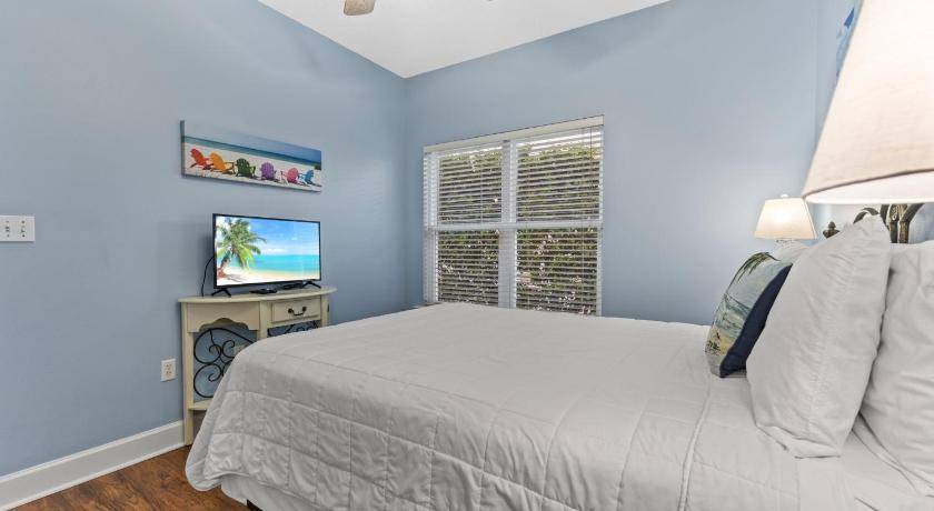 Photo of Others in Crystal Shores