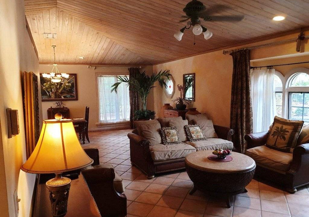 Photo of Livingroom in Plantation