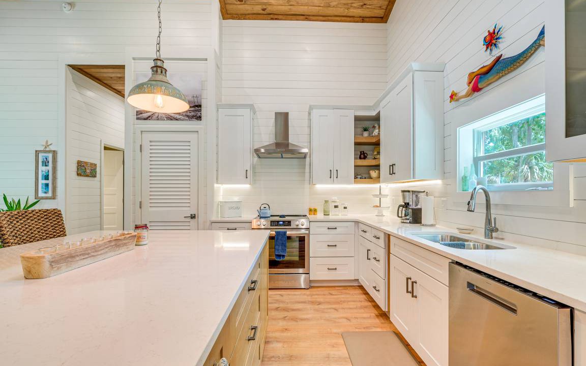 Photo of Kitchen in Yankeetown
