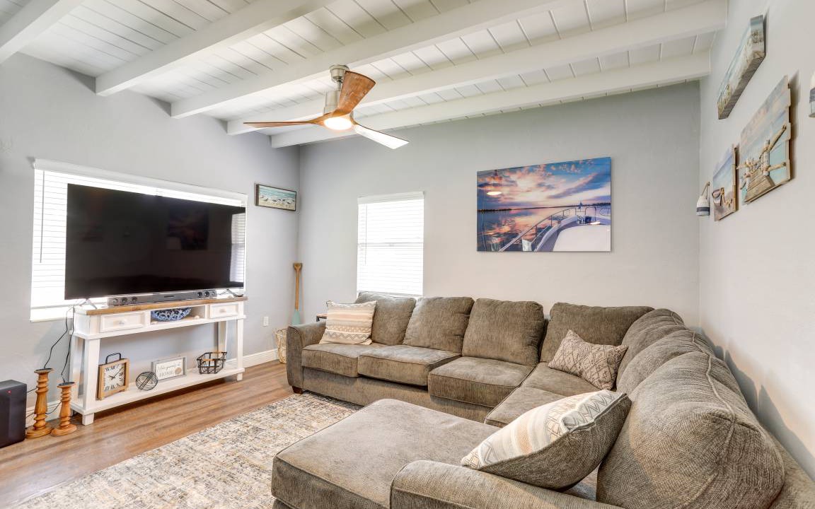 Photo of Livingroom in Pinellas Park